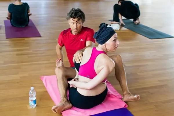 Ritiro di aggiustamento yoga in Italia - Image 9