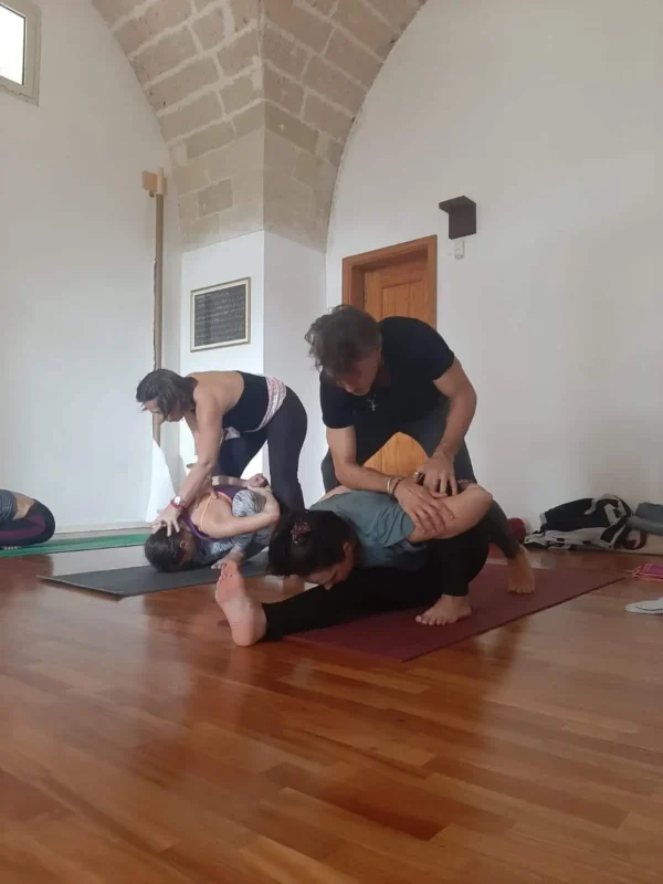 Ritiro di aggiustamento yoga in Italia - Image 4